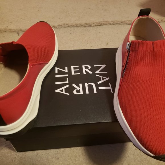 Naturalizer Stephanie sneaker, 9.5M (Brand New) - Picture 2 of 2